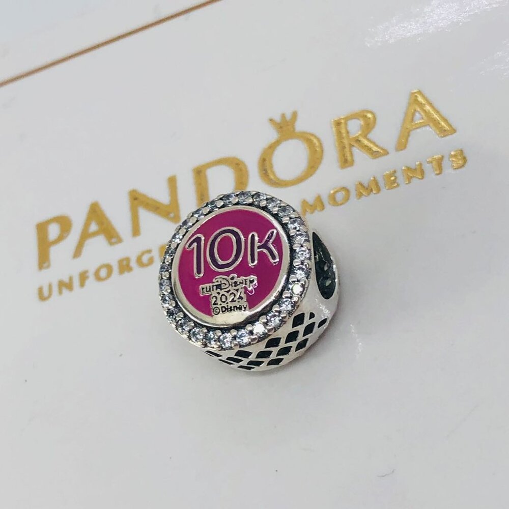 🌞📖Pandora Run Disney 10K Pendant Dangle Charm Tiana S925 Sterling Silver - Picture 3 of 3